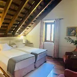 Casa Vina De Alcantara 호텔