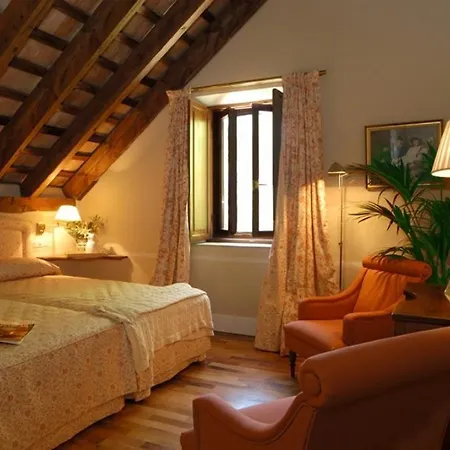 Casa Viña De Alcántara *